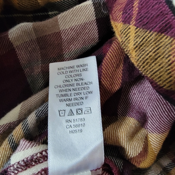 Maurices Long Sleeved Flannel Button Down - Picture 6 of 6